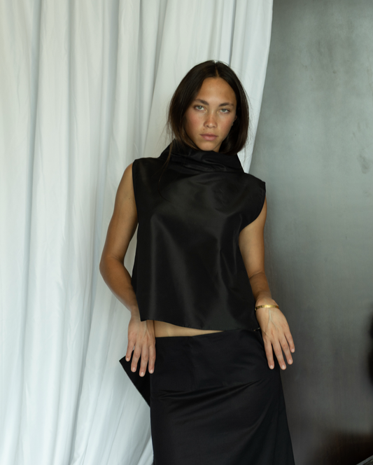 BOAT NECK TOP